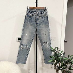 Levi's Wedgie Straight Selvedge Jeans in Lost Inside | 24